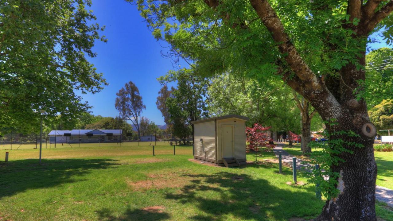 Myrtleford Holiday Park Buitenkant foto