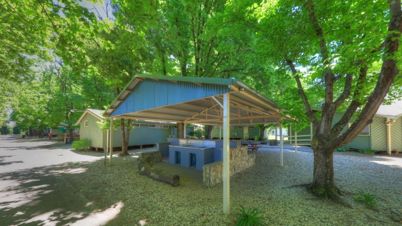 Myrtleford Holiday Park Buitenkant foto