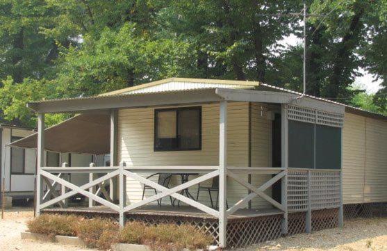 Myrtleford Holiday Park Buitenkant foto