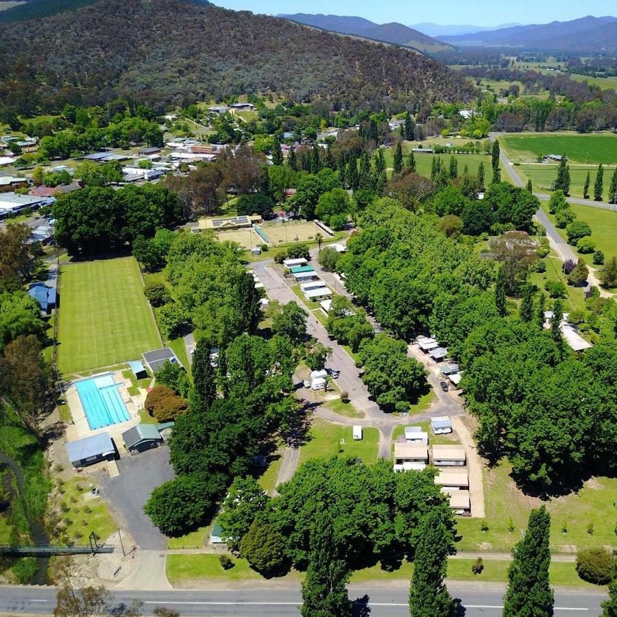 Myrtleford Holiday Park Buitenkant foto