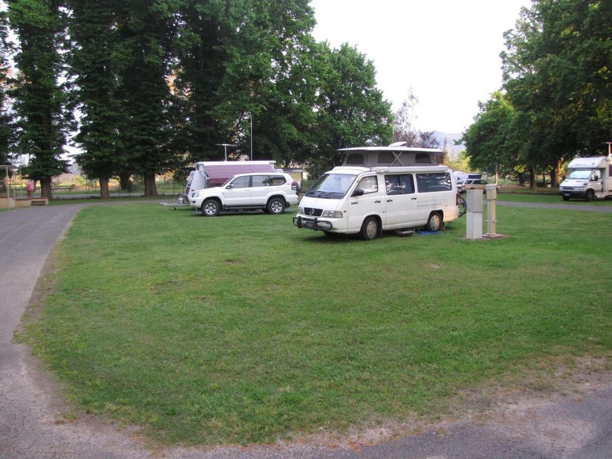 Myrtleford Holiday Park Buitenkant foto