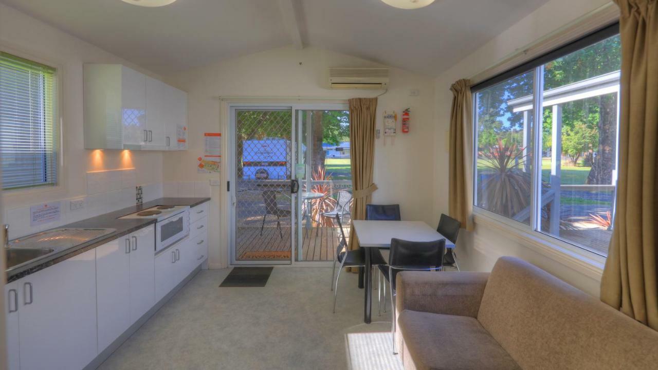 Myrtleford Holiday Park Buitenkant foto