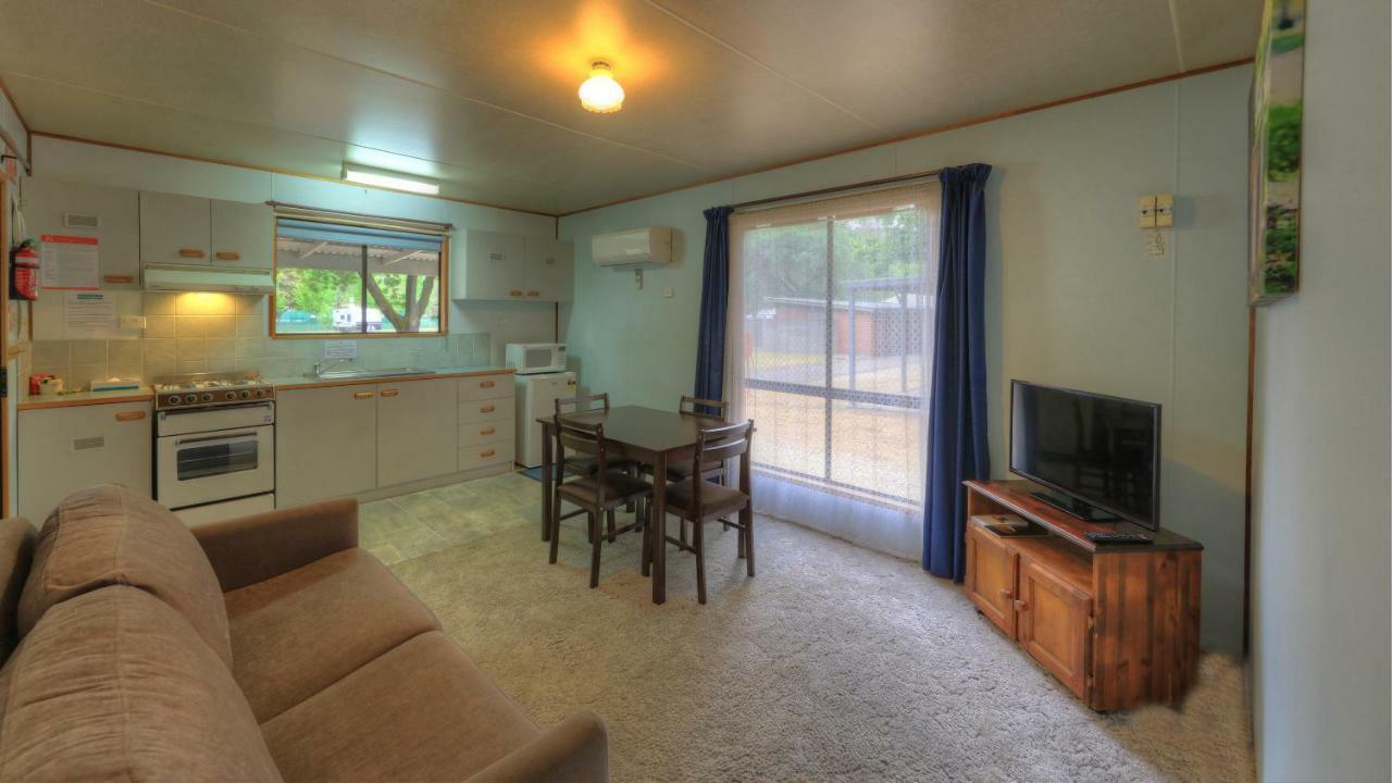 Myrtleford Holiday Park Buitenkant foto