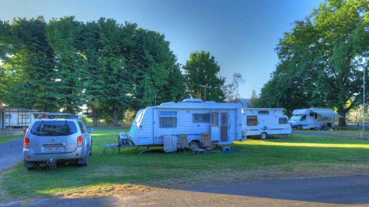 Myrtleford Holiday Park Buitenkant foto
