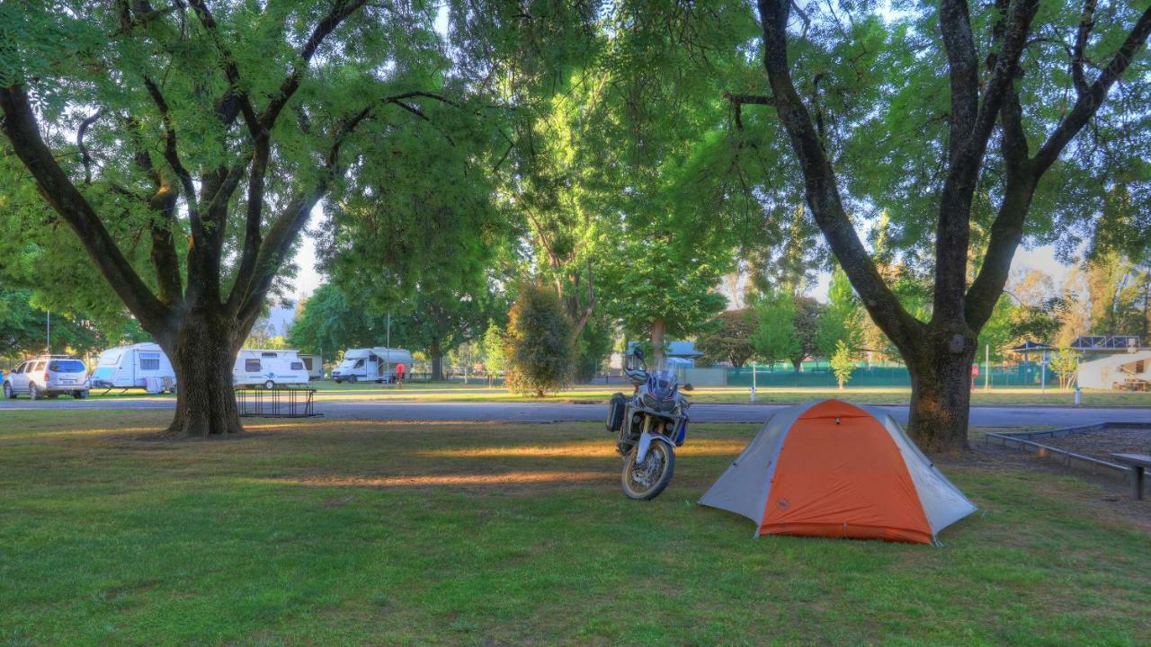 Myrtleford Holiday Park Buitenkant foto